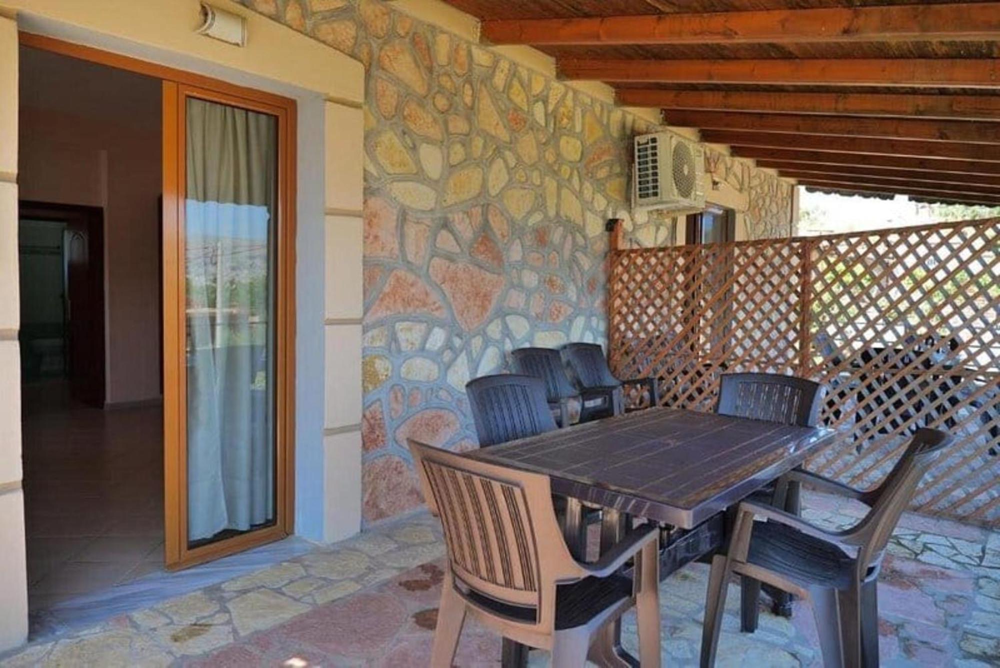 סרנדה Villa Korado מראה חיצוני תמונה