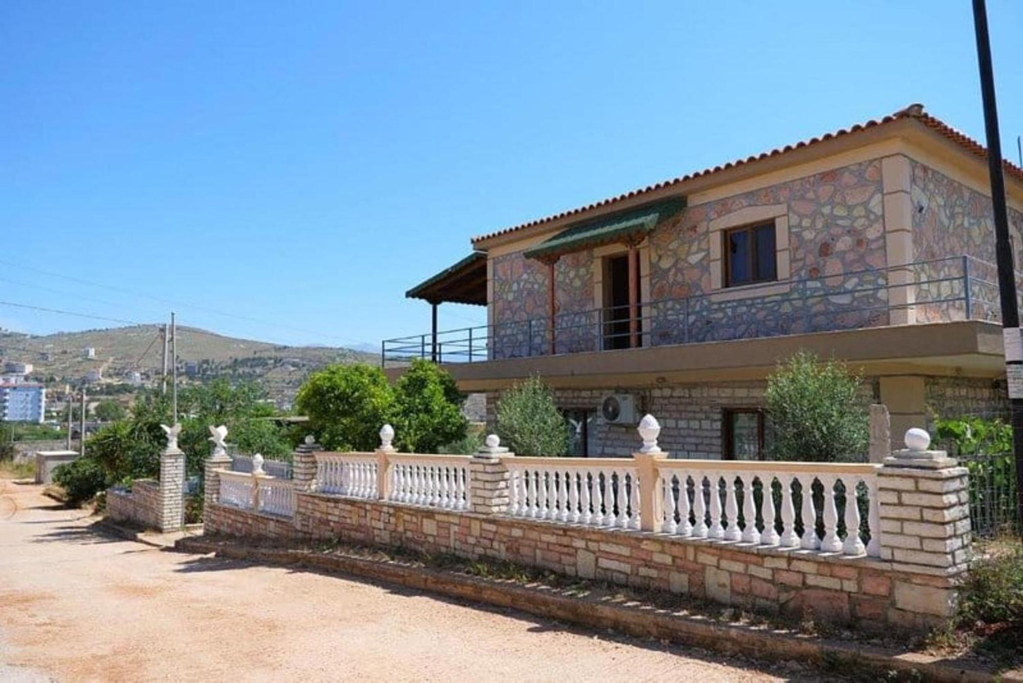 סרנדה Villa Korado מראה חיצוני תמונה