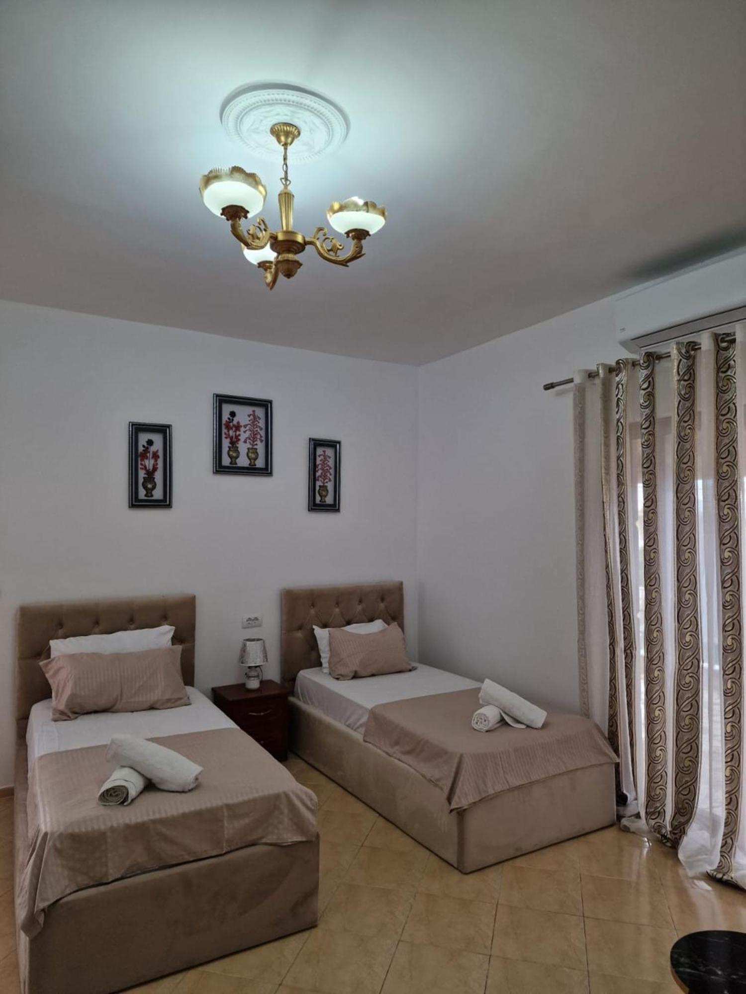 סרנדה Villa Korado מראה חיצוני תמונה
