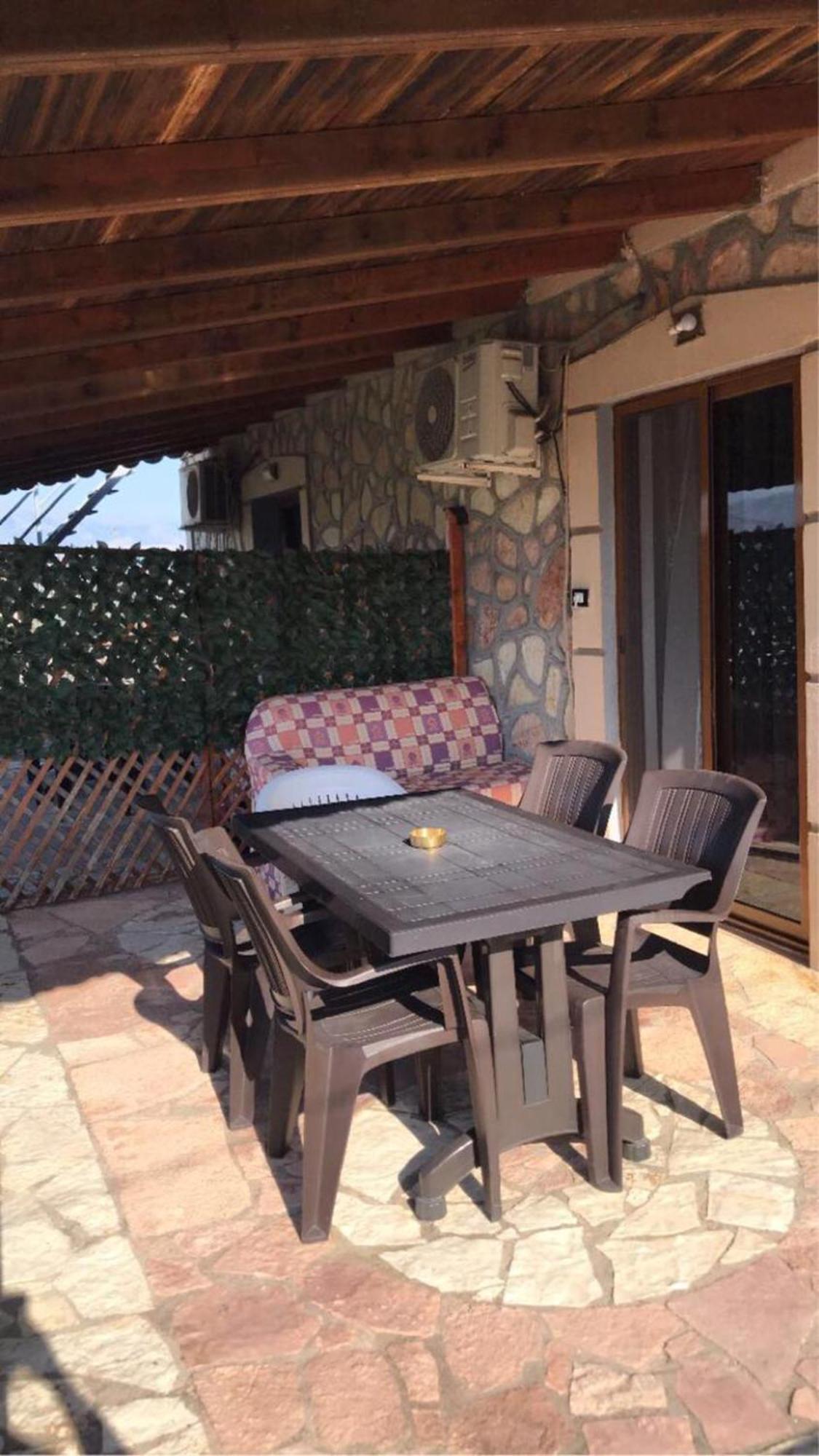 סרנדה Villa Korado מראה חיצוני תמונה