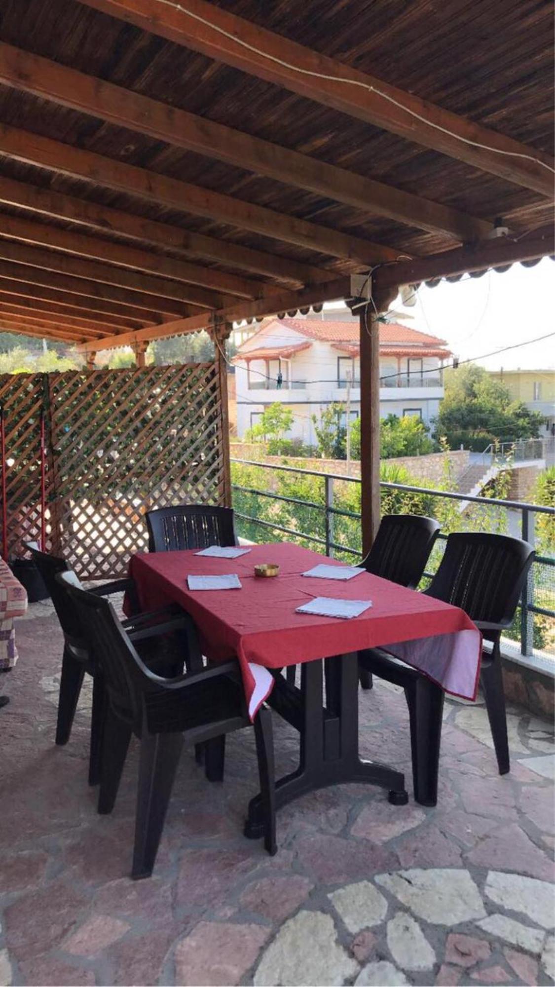 סרנדה Villa Korado מראה חיצוני תמונה